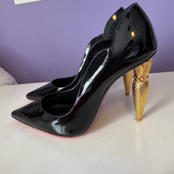 Christian Louboutin Lipchick Black Patent Leather Pumps - Picture 10 of 12